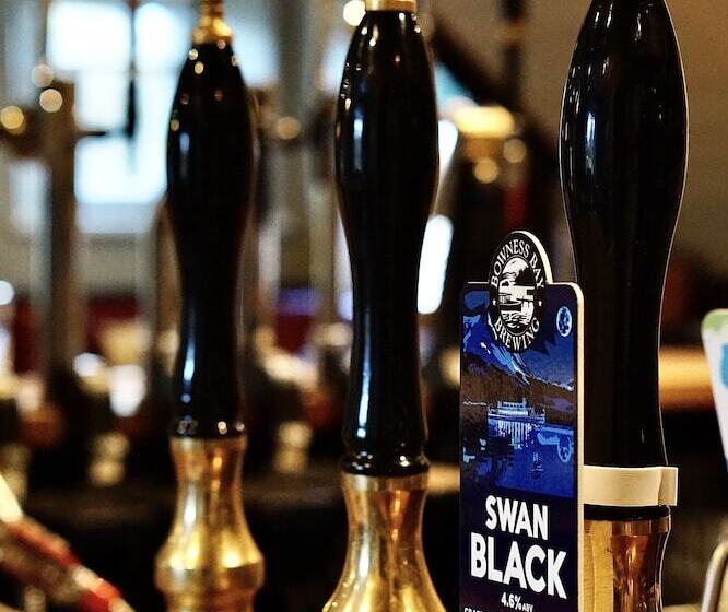 צימר The Derby Arms Witherslack