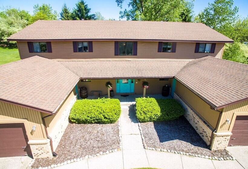 Bella Vista Cottages