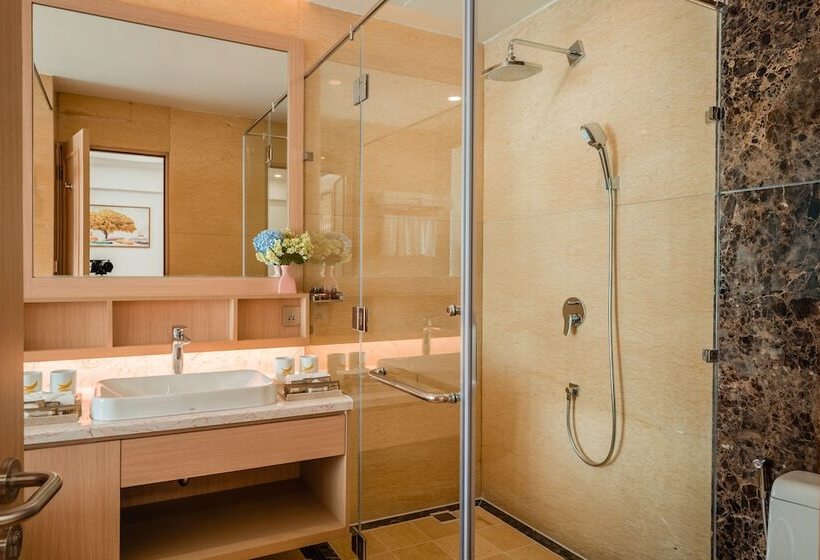 Canary Gold Hotel Quy Nhơn