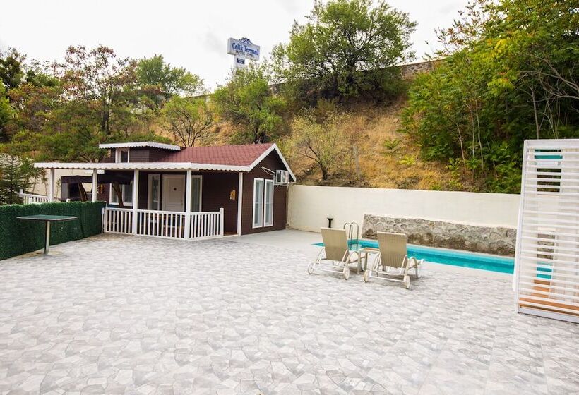 בית מלון כפרי çeli̇k Resort