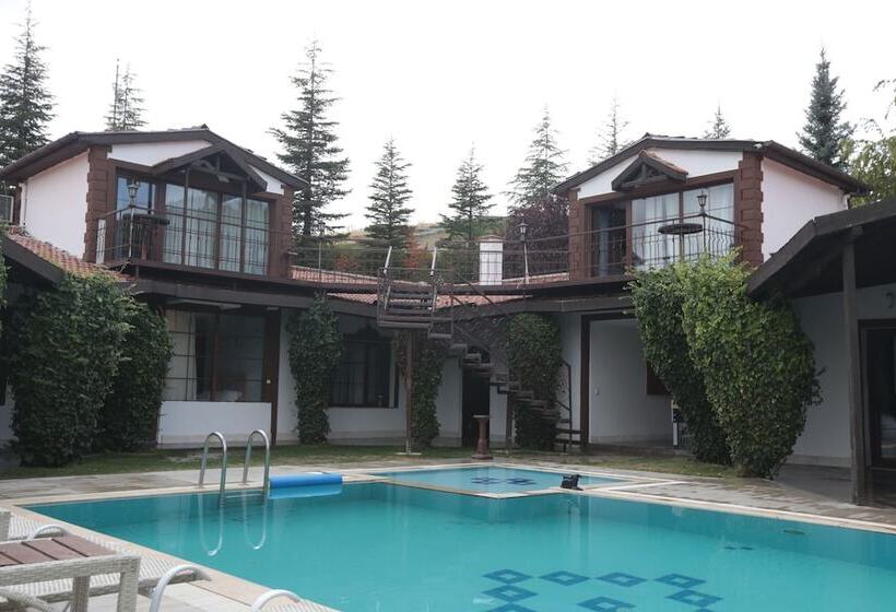 فندق çeli̇k Resort