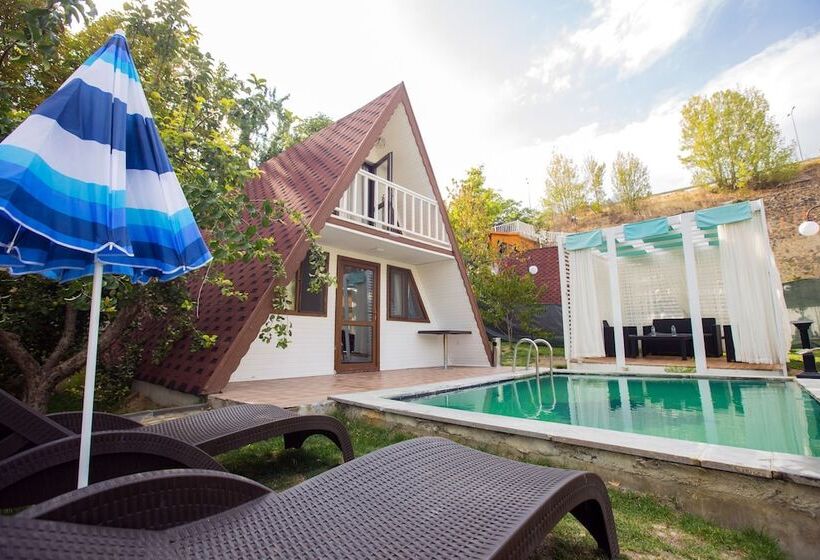 فندق çeli̇k Resort