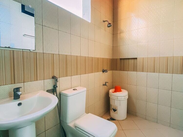 Cerca Parola Beach Resort By Cocotel