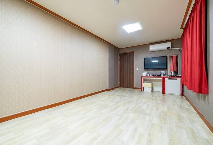 Donghae Guibuin Motel