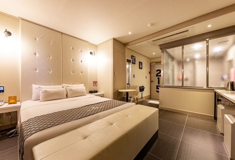 Gunsan Poong Self Check In Motel