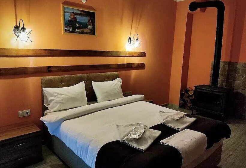 פונדק Agva Green Blue Otel