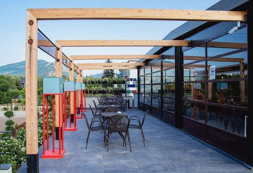 فندق فئة نجمة واحدة Almas