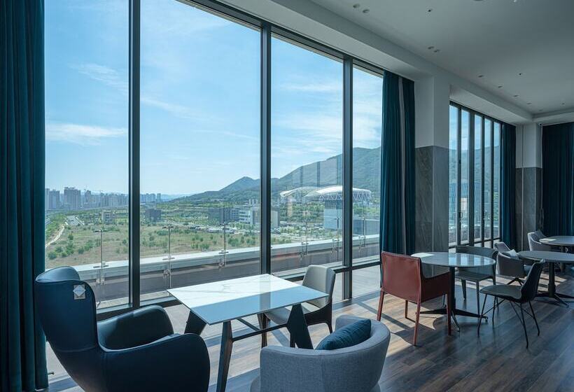 Отель Act Tourist