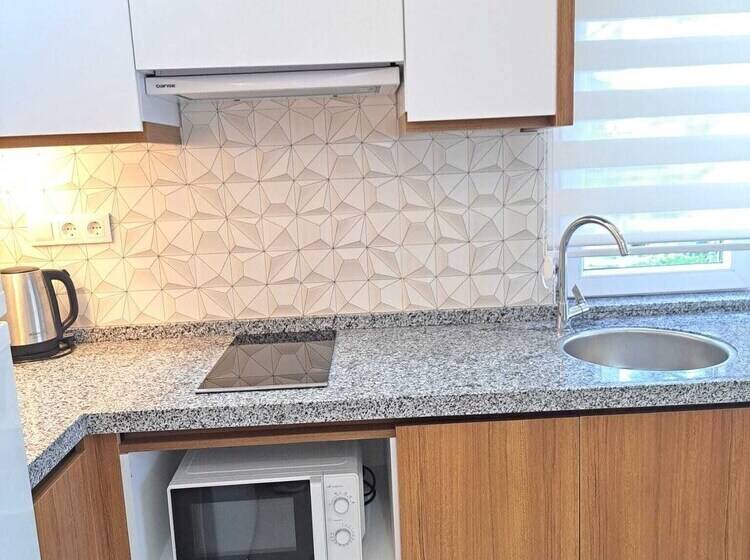 בית מלון כפרי Ada Apart &