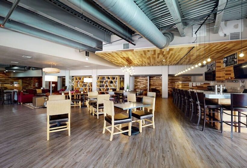 فندق Aggieland Boutique