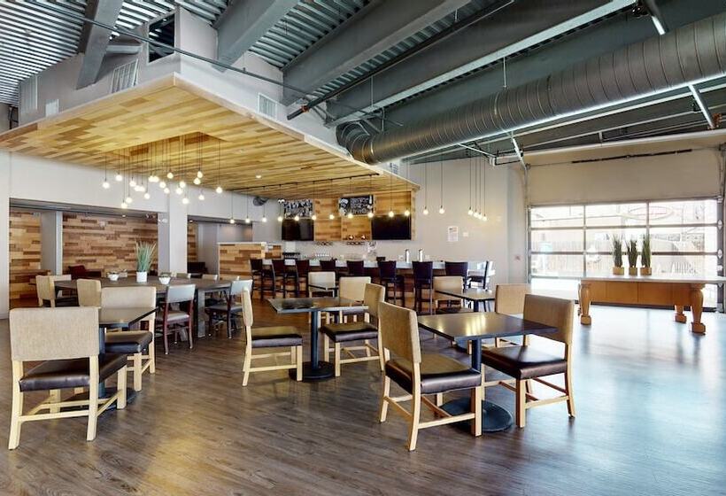 فندق Aggieland Boutique