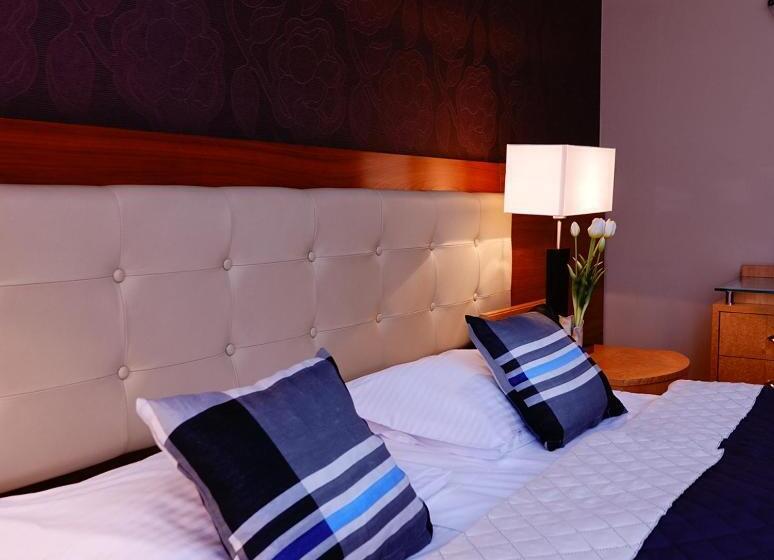 هتل Platinum Ostróda