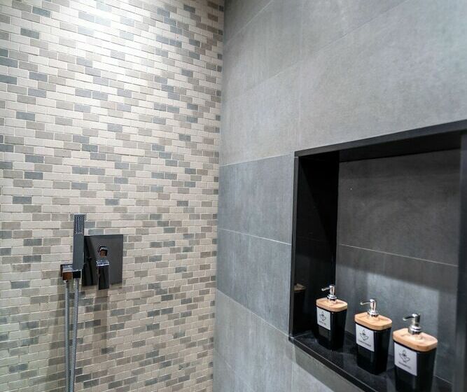 هتل Ataraxis Grand And Spa