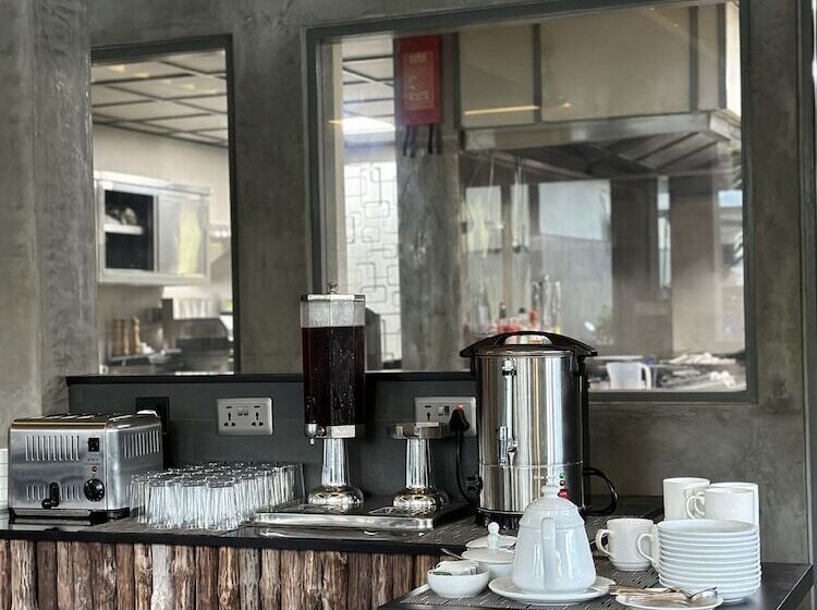 هتل Ataraxis Grand And Spa