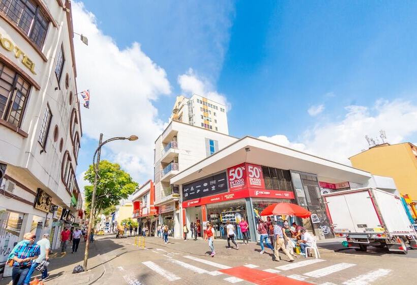 هتل Ayenda Golden Empresarial