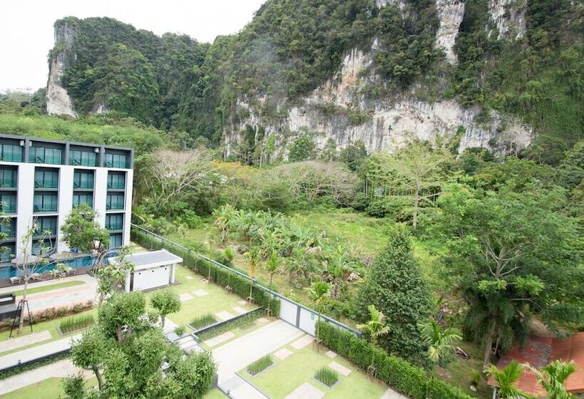 호텔 B2 Krabi Ao Nang Premier Resort