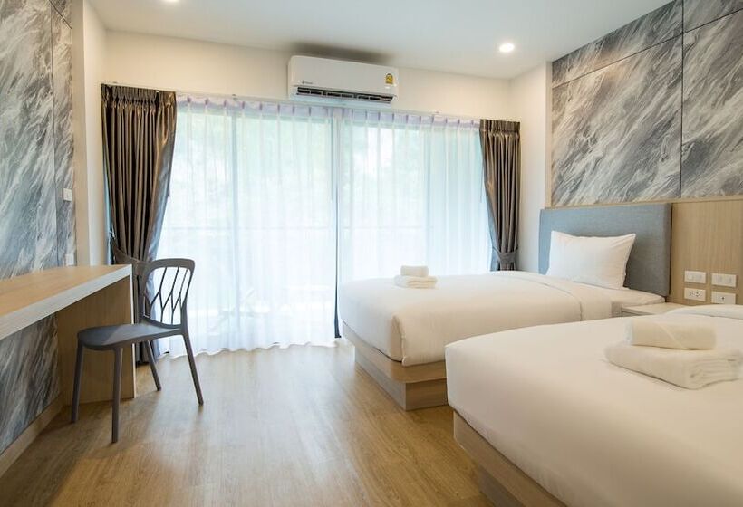 호텔 B2 Krabi Ao Nang Premier Resort