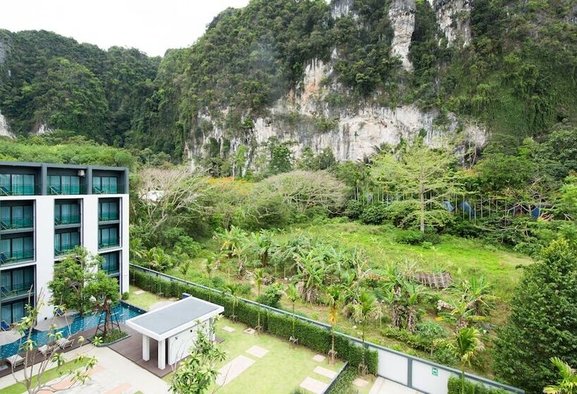 호텔 B2 Krabi Ao Nang Premier Resort