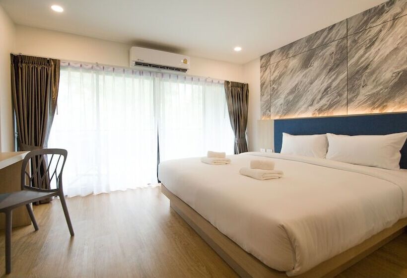 호텔 B2 Krabi Ao Nang Premier Resort