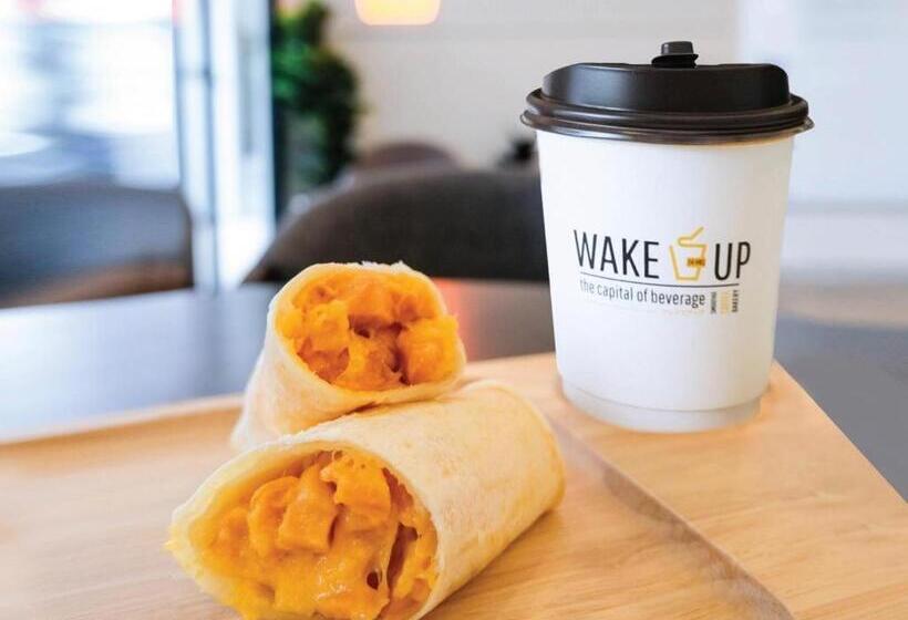 호텔 B2 Krabi Ao Nang Premier Resort