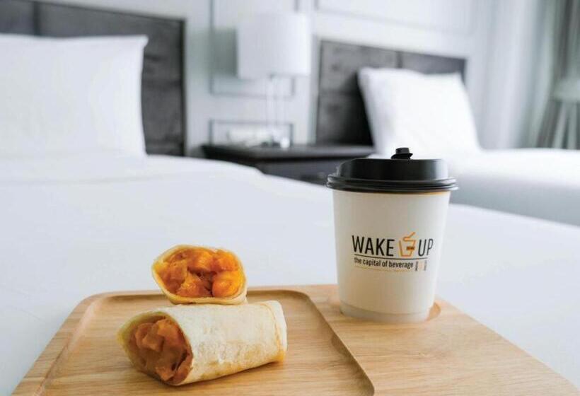 호텔 B2 Krabi Ao Nang Premier Resort