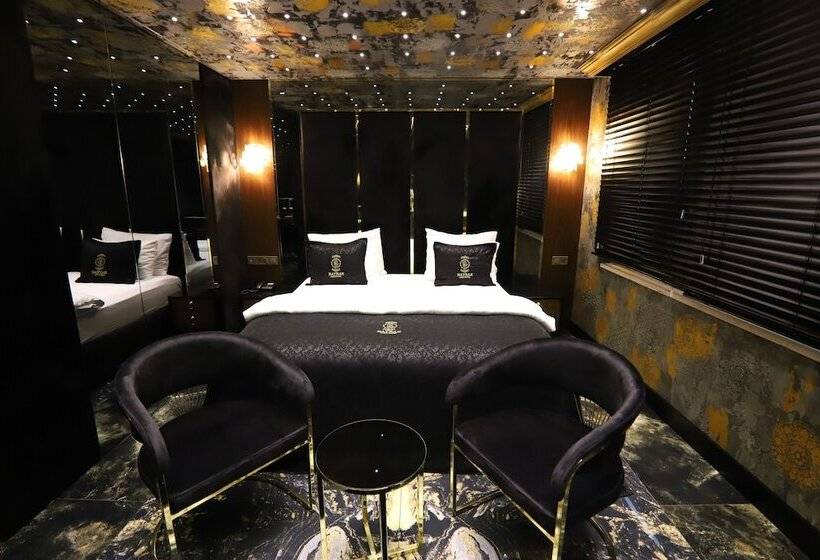 בית מלון כפרי Bayrak Grand