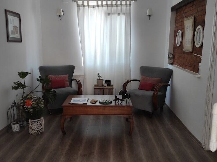 هتل Beige Rooms