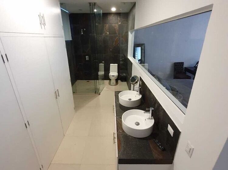 فندق Boutique Quince & 15