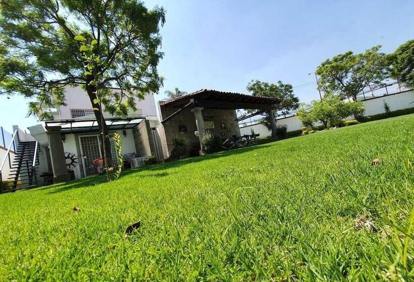 فندق Boutique Quince & 15