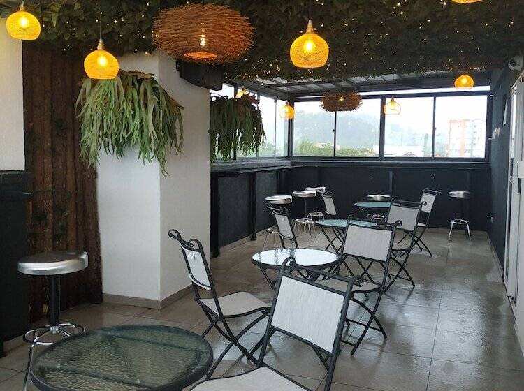 酒店 Business Center Popayán