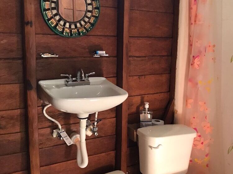 ホテル Cabañas Chac Mool Downtown