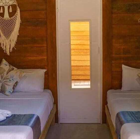 ホテル Cabañas Chac Mool Downtown