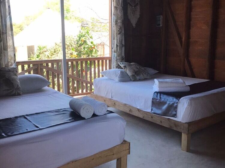 ホテル Cabañas Chac Mool Downtown