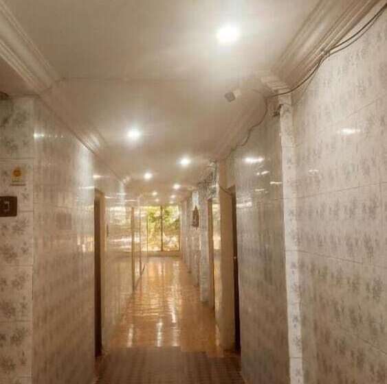 בית מלון כפרי Cb Budget Stay