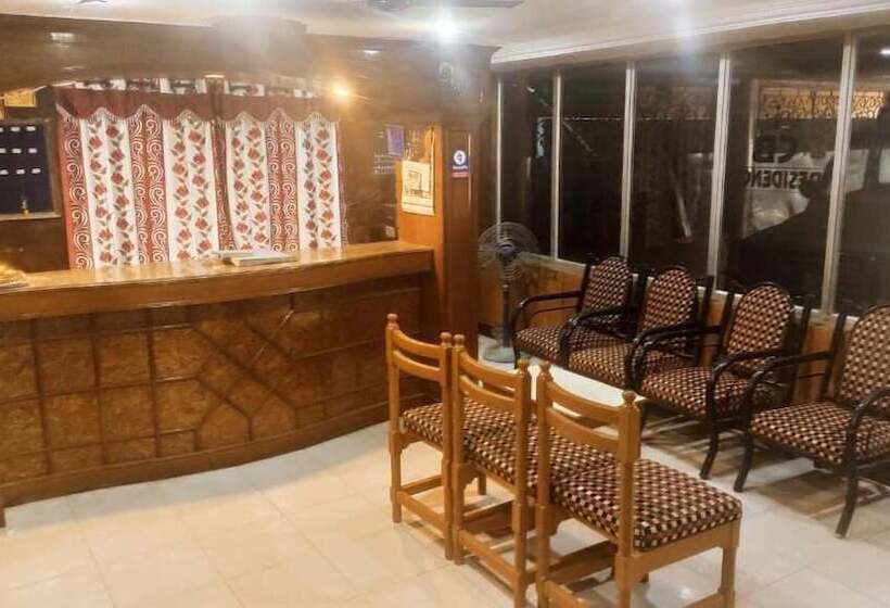 호텔 Cb Budget Stay