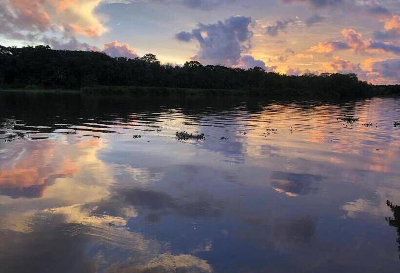 فندق Cocodrilo Sierpe