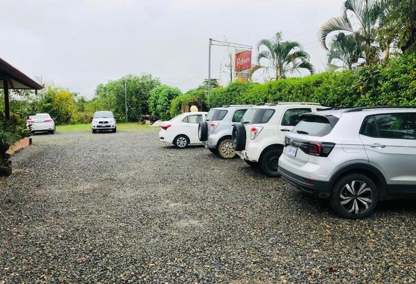 فندق Cocodrilo Sierpe