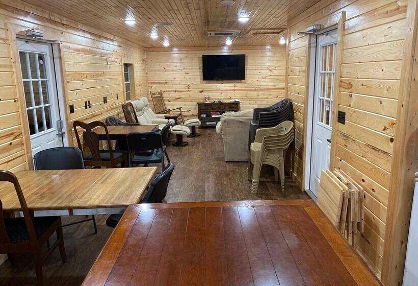 Отель Do Drop Inn Rv Resort And Cabins