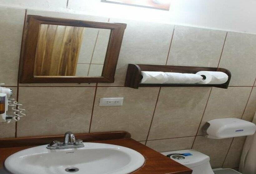 Отель El Bosque Lodging