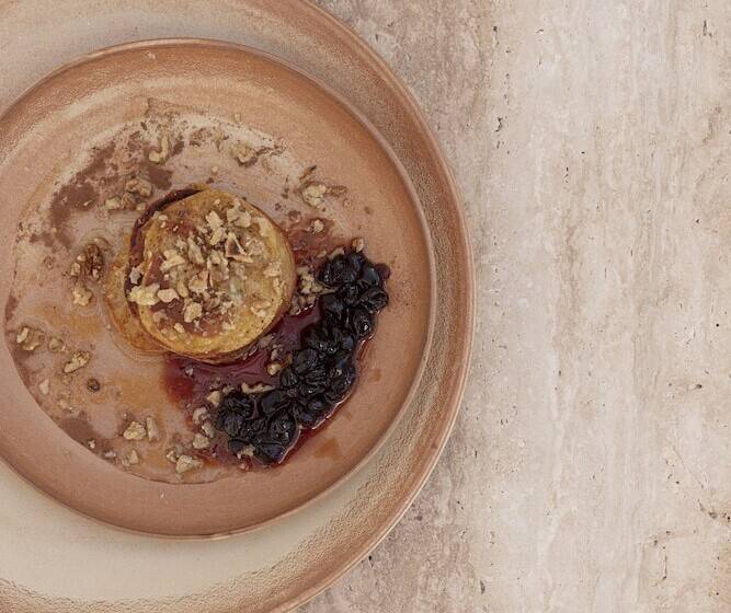 Отель Ethos Vegan Suites