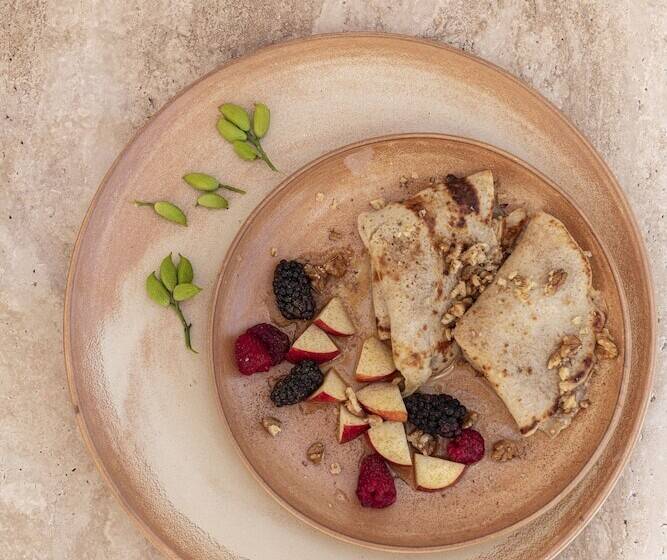 Отель Ethos Vegan Suites