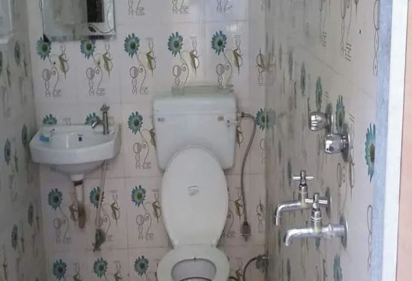 Отель Grg Kunj Residency Mathura Near Railway Juction 950m