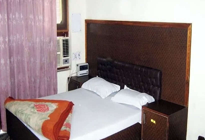 Отель Grg Kunj Residency Mathura Near Railway Juction 950m