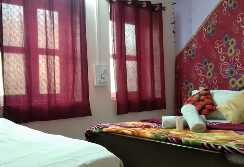 هتل Goroomgo Diamond Guest House Jaisalmer