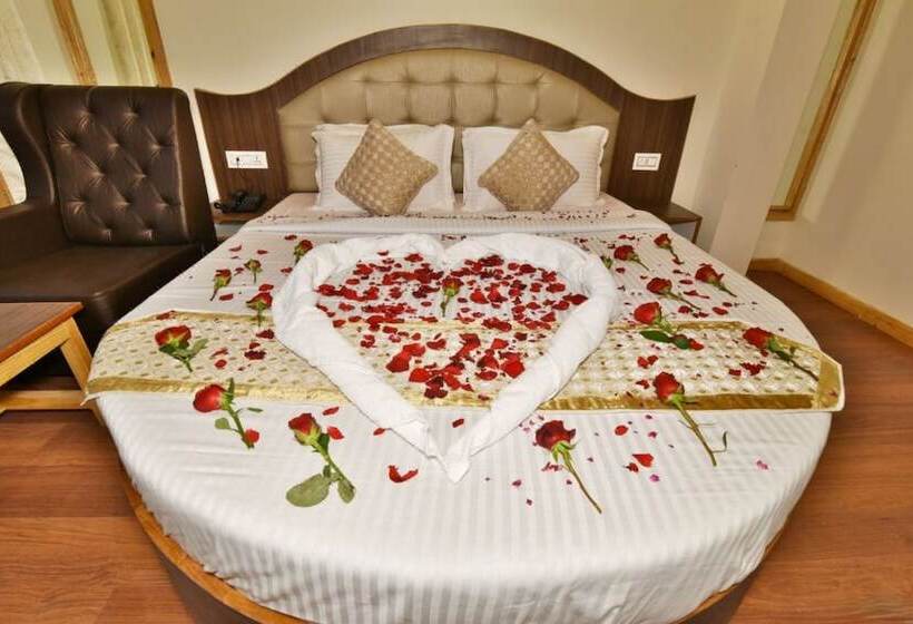 ホテル Goroomgo Mars Resort Manali