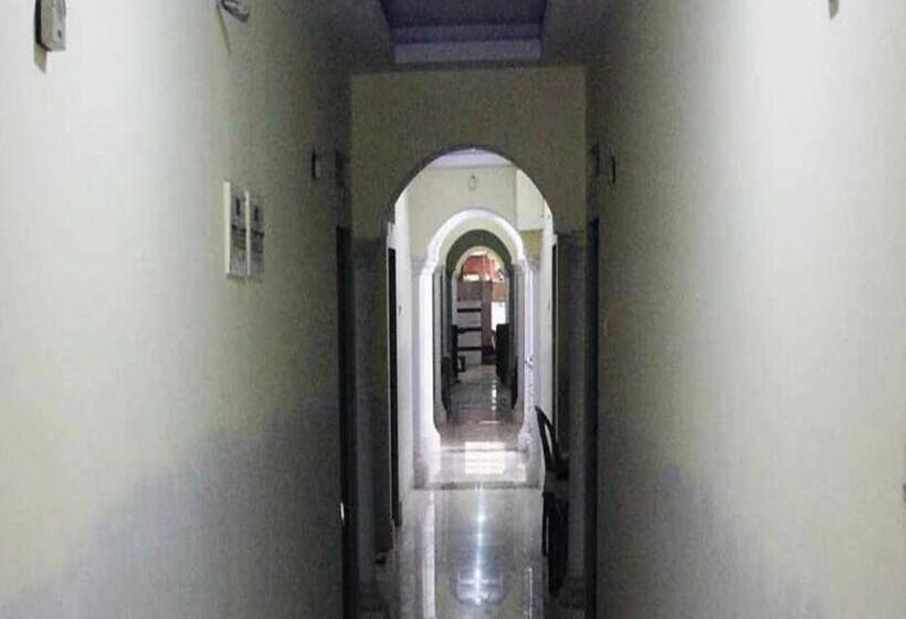 Goroomgo Mayagiri Hotel Patna