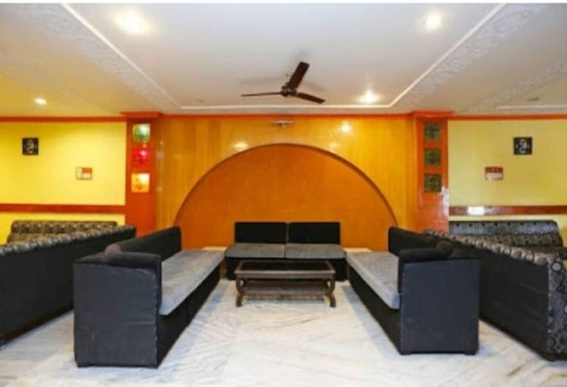 فندق Goroomgo Sharda Regency Raipur