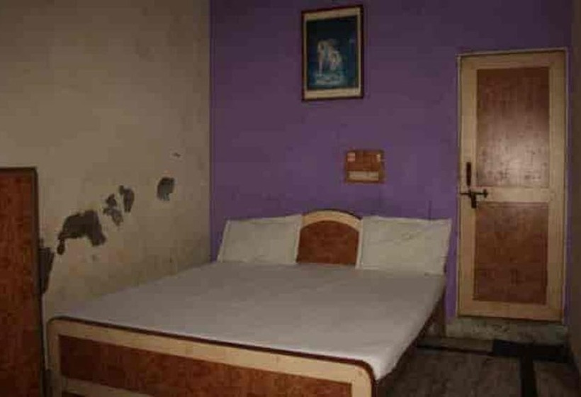 בית מלון כפרי Shyam Inn   Mathura