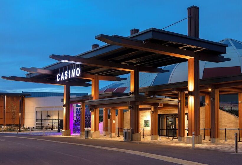 فندق Great Blue Heron