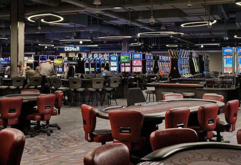 فندق Great Blue Heron